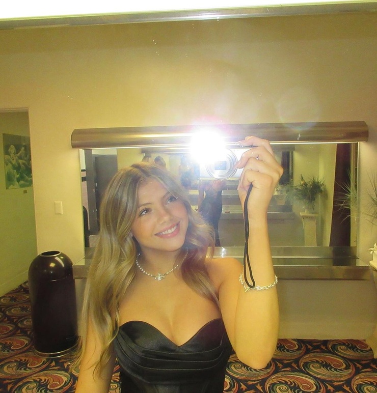 Neela Jolene