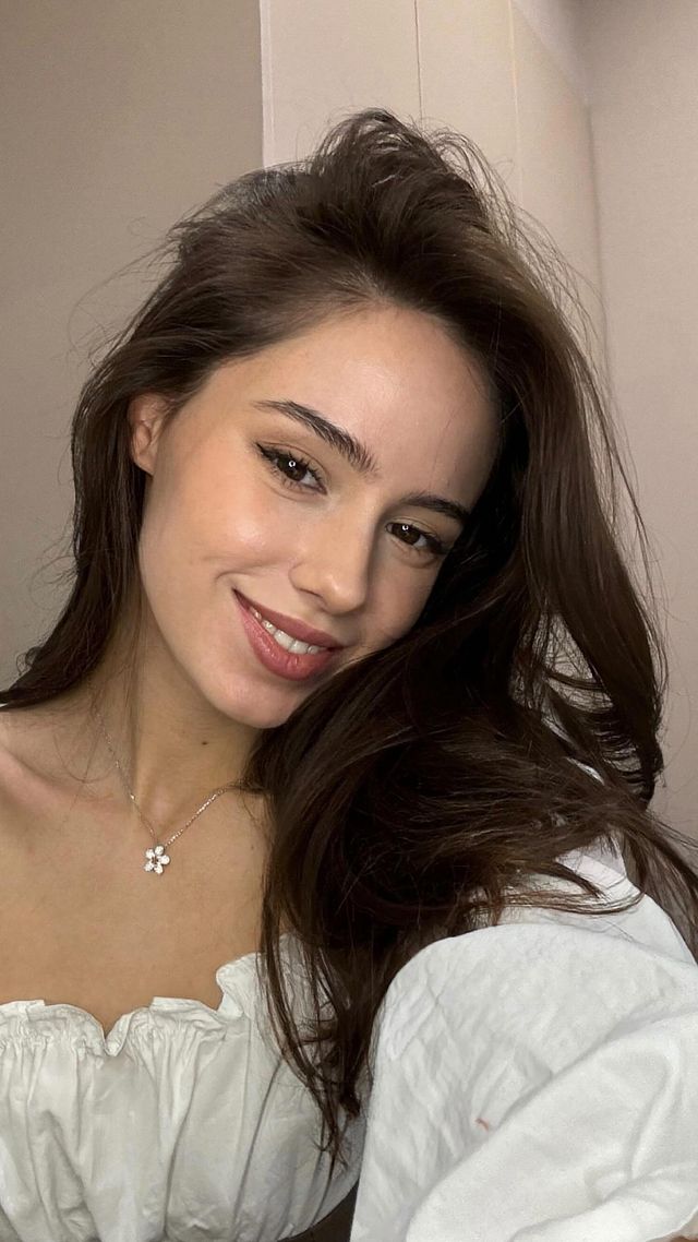 Angelina Romashka Angelina Romashka