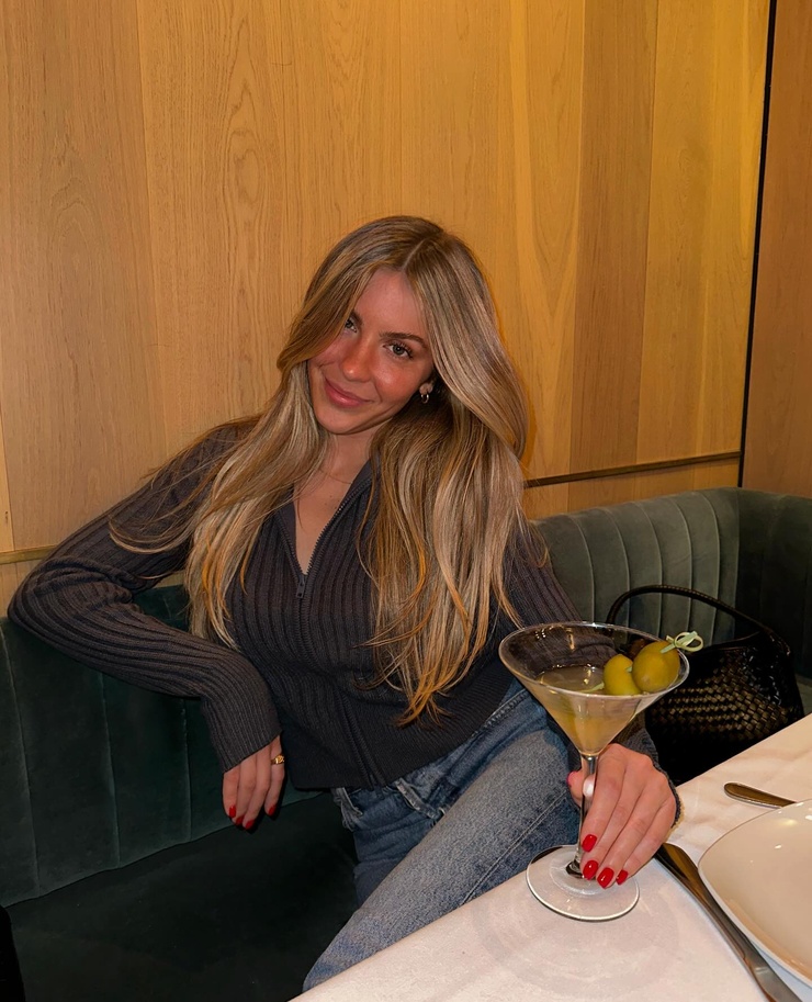 Beatrice Bouchard Beatrice Bouchard