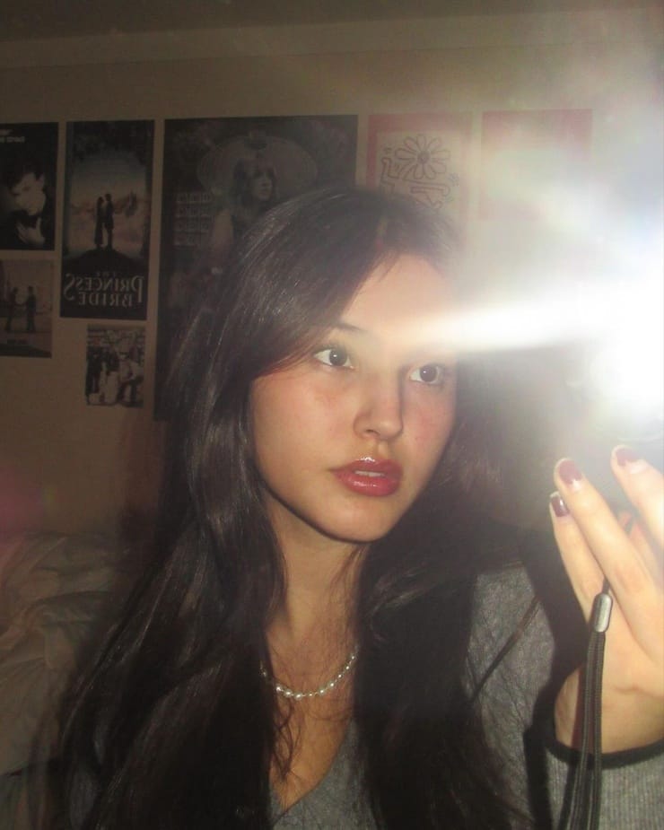 Isabel Deroy-Olson