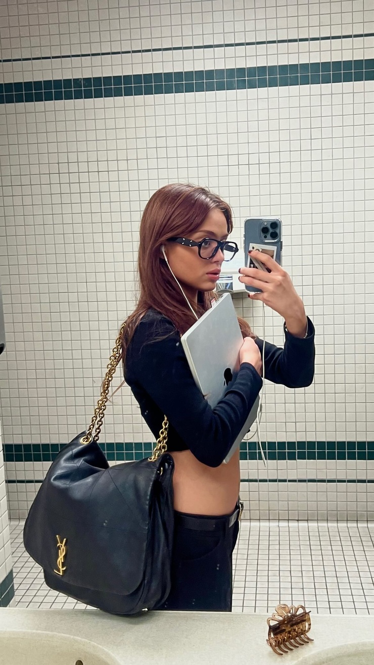 Nailea Devora