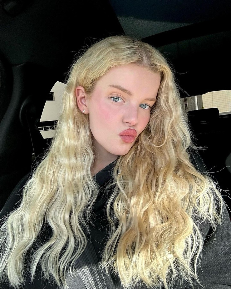 McKenzie Hewson