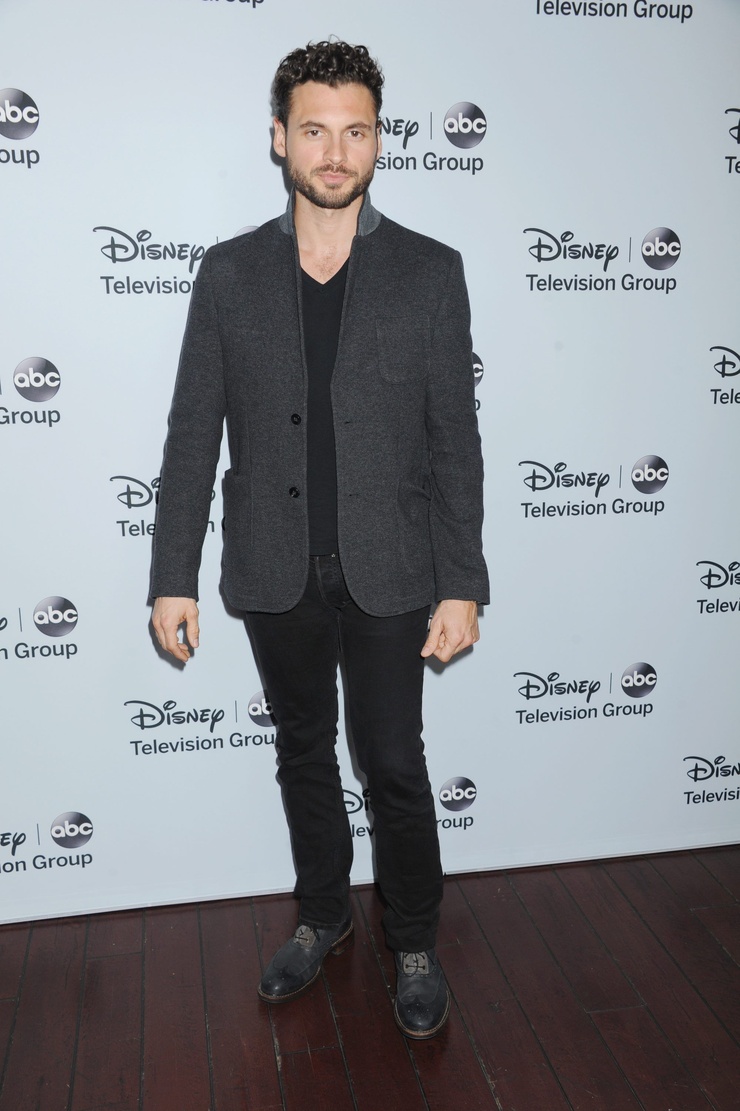 Adan Canto