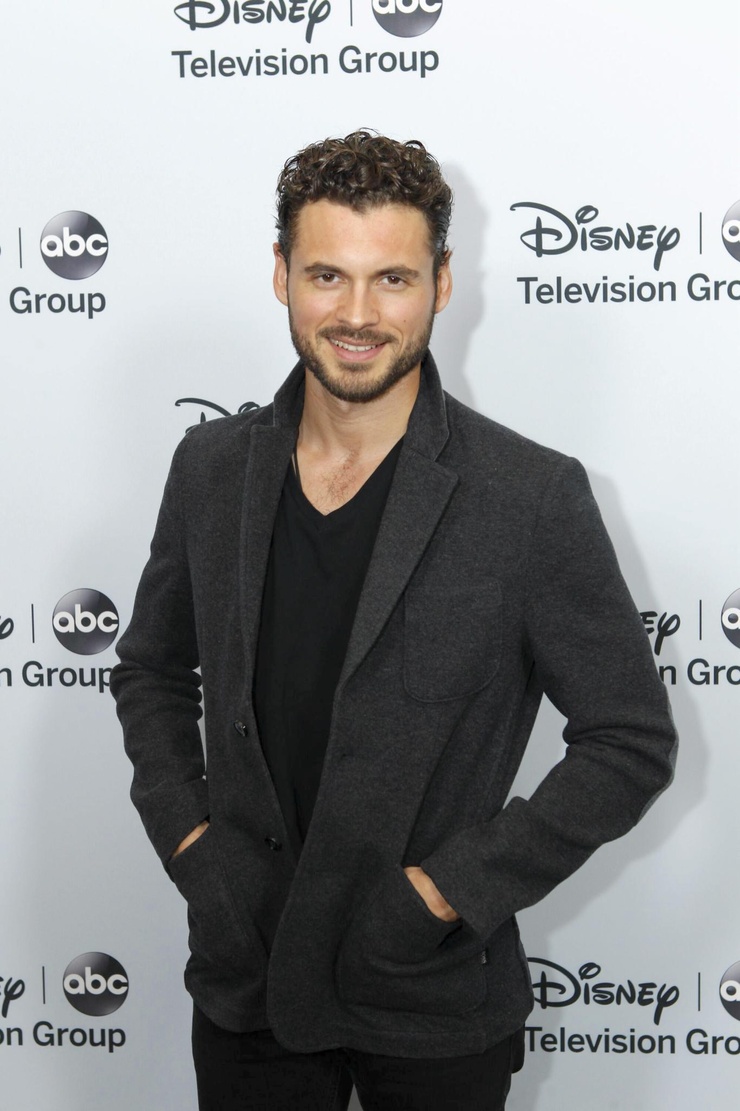 Adan Canto