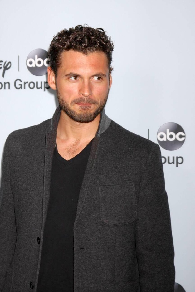 Adan Canto