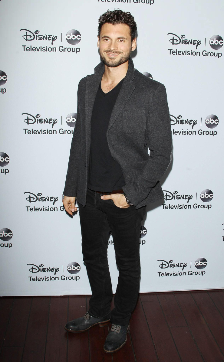 Adan Canto