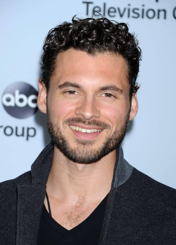 Adan Canto