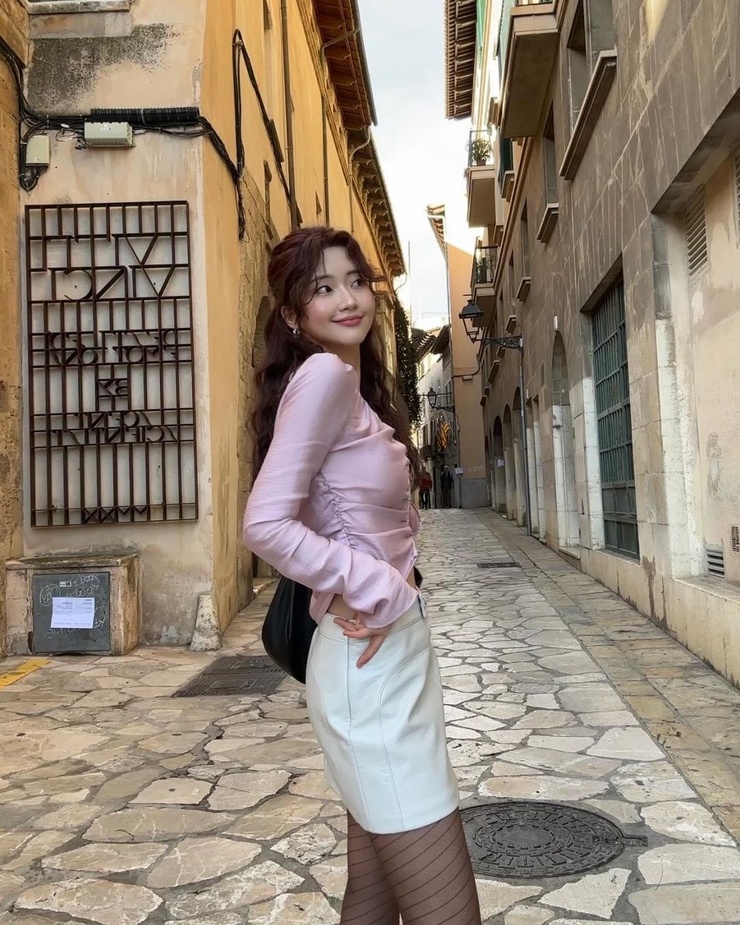 Ha Jin Park
