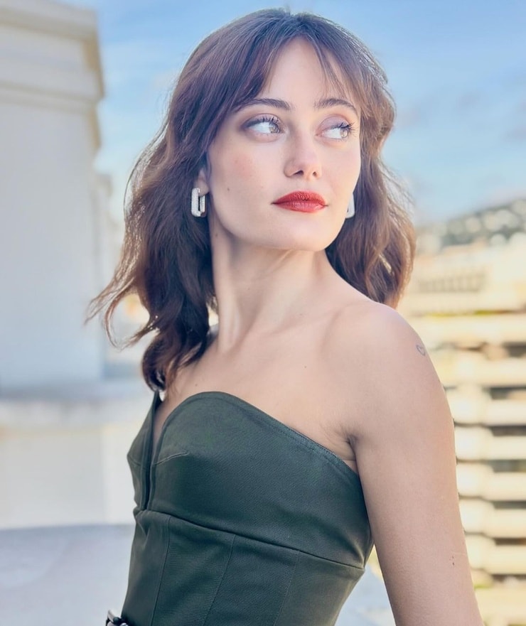 Ella Purnell