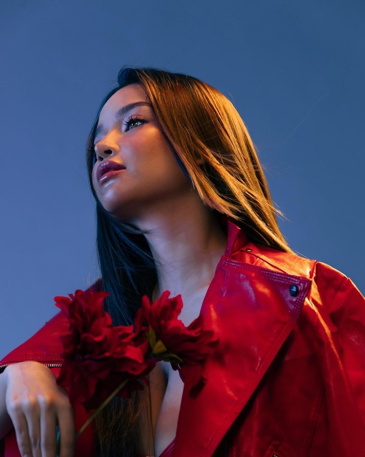 Xyriel Manabat
