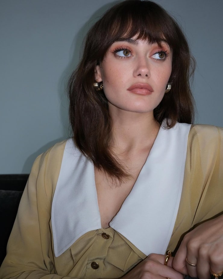 Ella Purnell