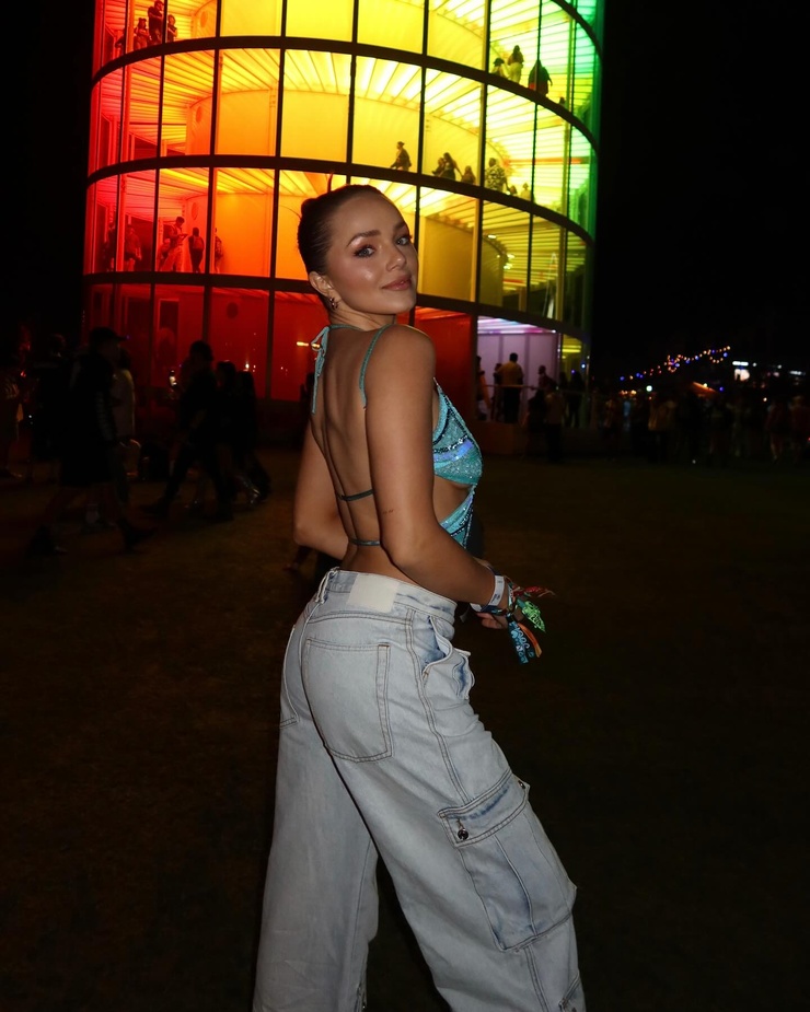 Oana Gregory Oana Gregory