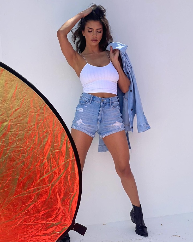 Nicoleta Vaculov Nicoleta Vaculov