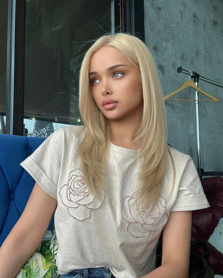 Mariyan Pashaeva Mariyan Pashaeva