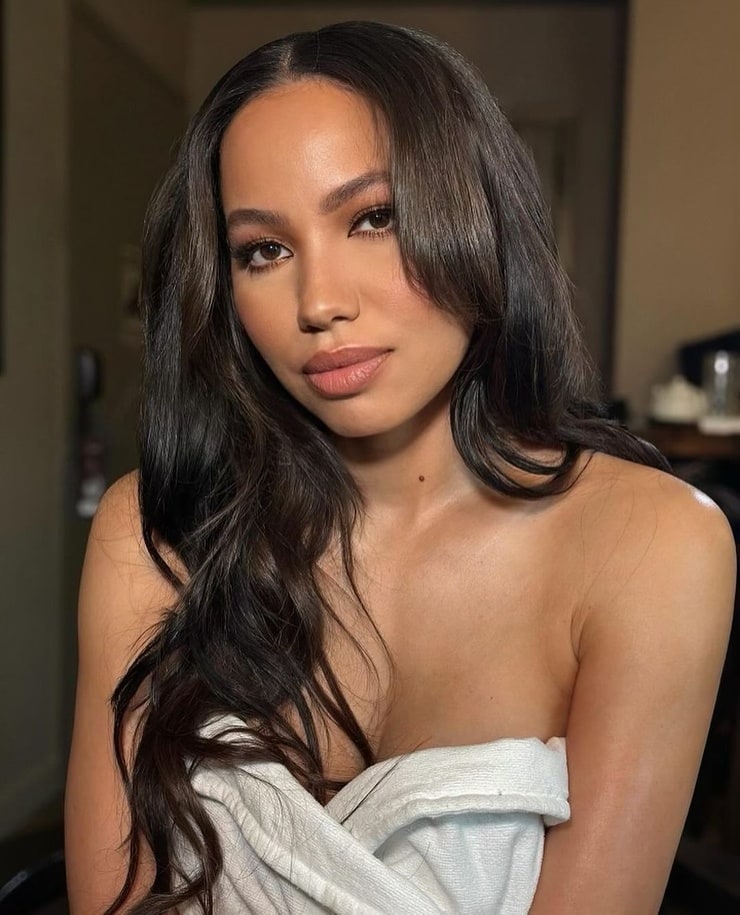 Jurnee Smollett-Bell