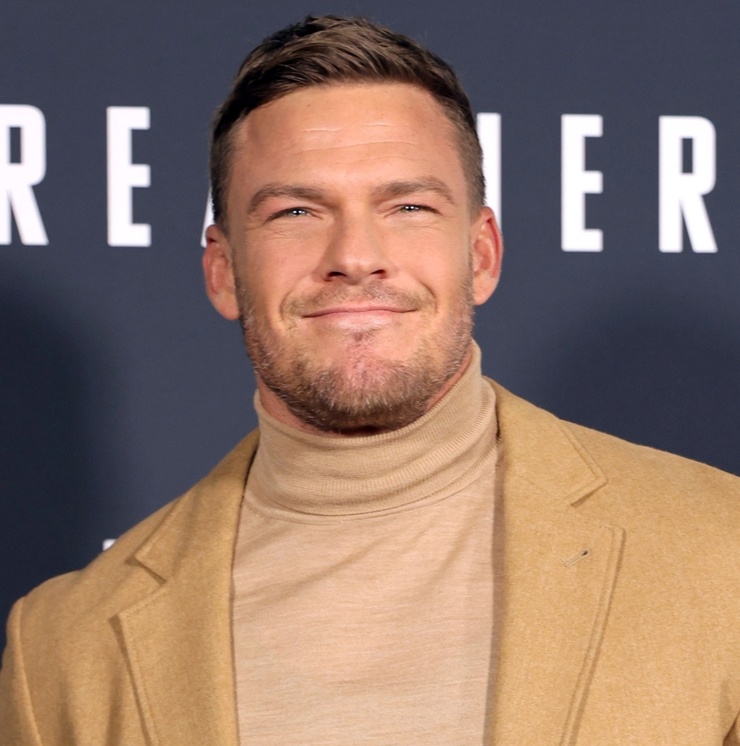 Alan Ritchson