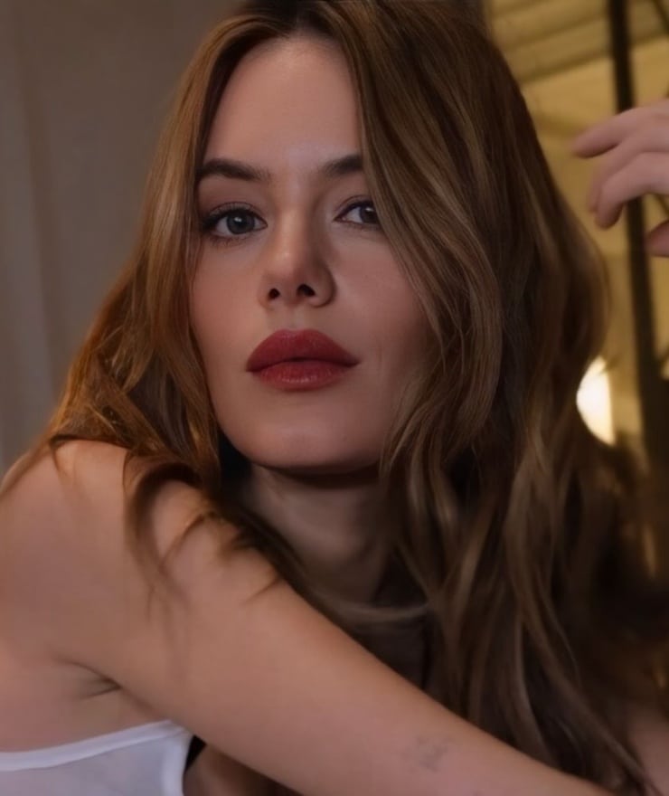 Camille Rowe Camille Rowe