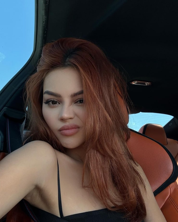 Lily Maymac