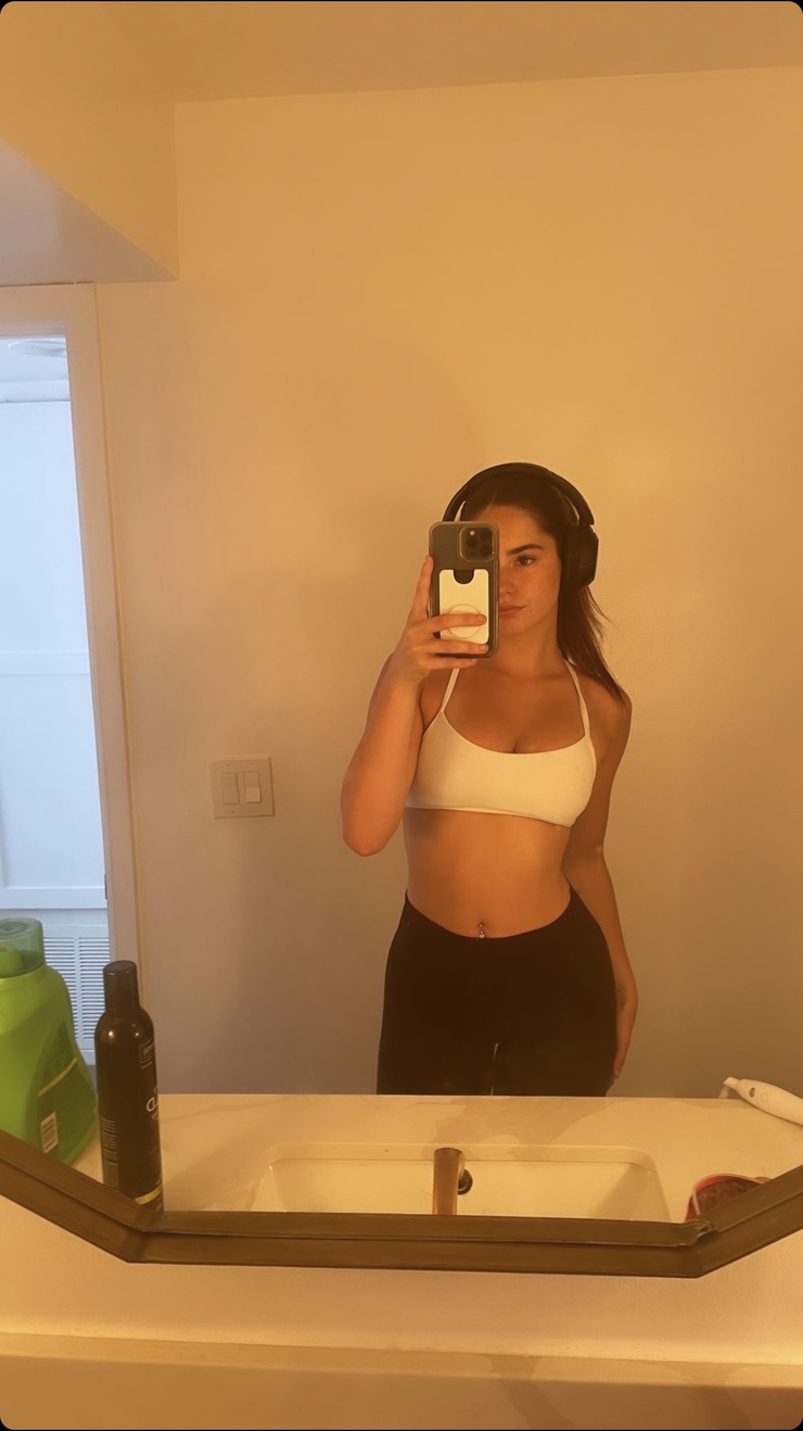 Makenzie Raine