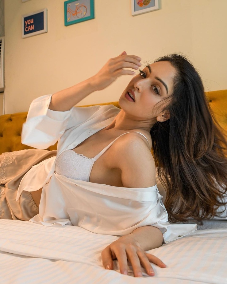 Sandeepa Dhar Sandeepa Dhar