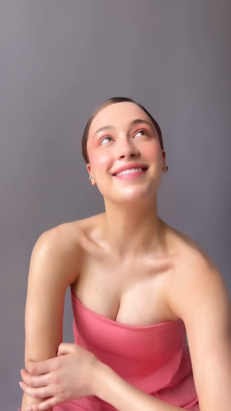 Elsie Hewitt Elsie Hewitt