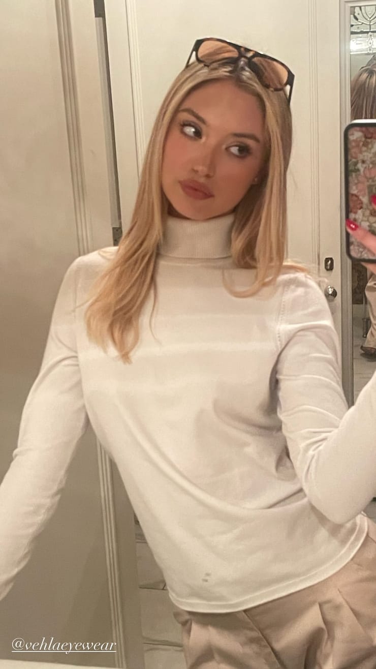 Bella Podaras