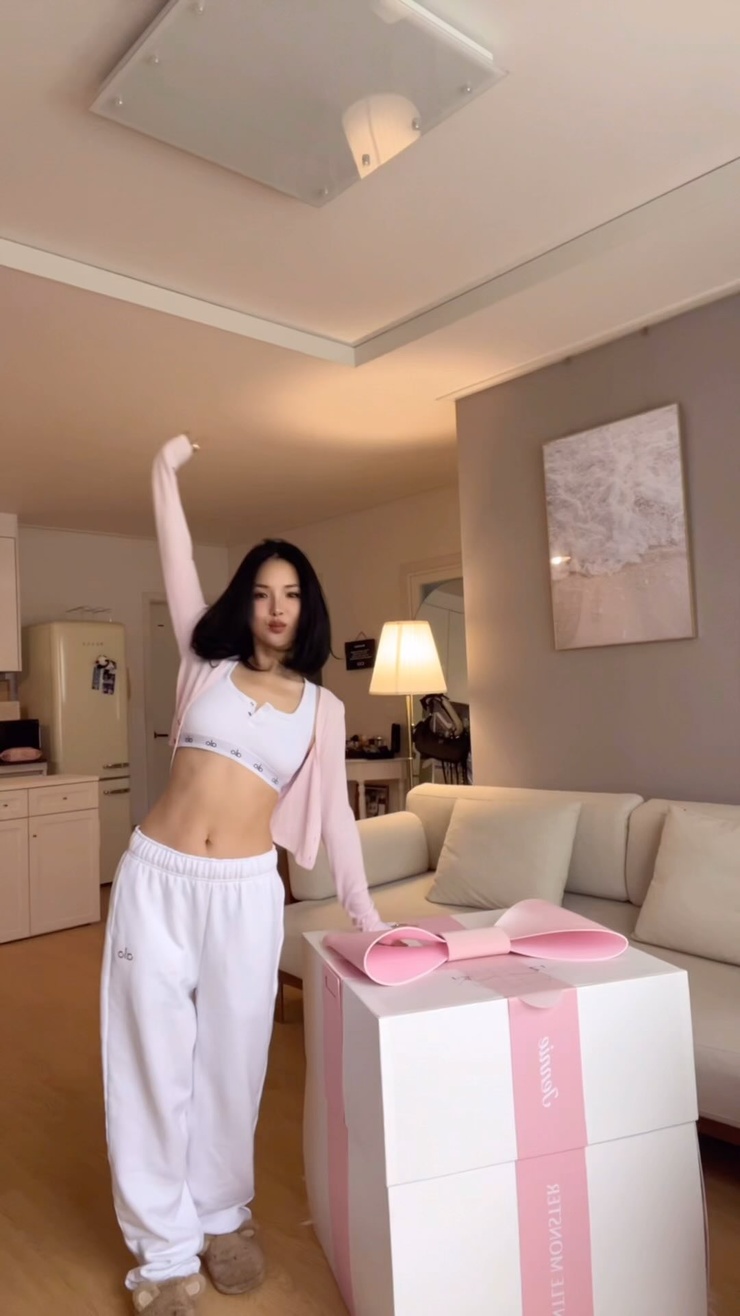 Chailee Son