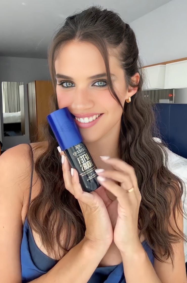 Sara Sampaio Sara Sampaio