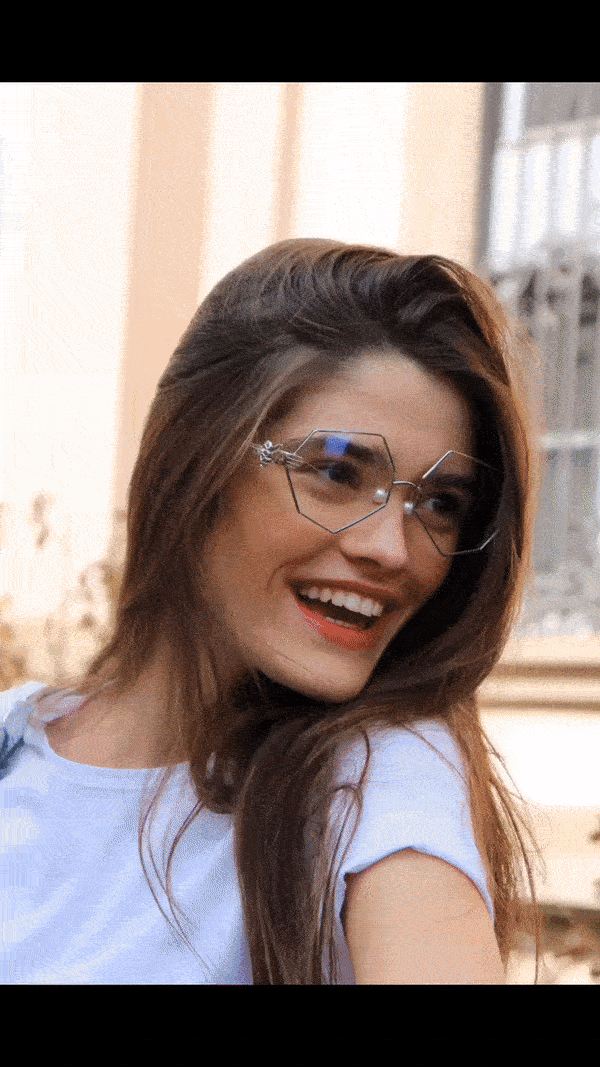 Alexandra Micu