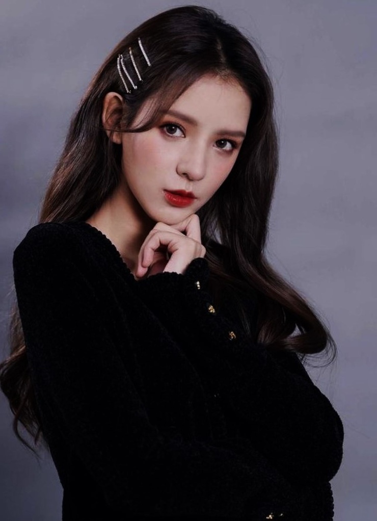 Yuxi Zhang
