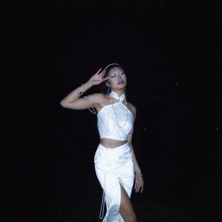 Nhung Hong