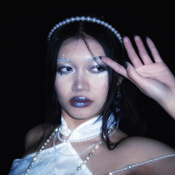 Nhung Hong
