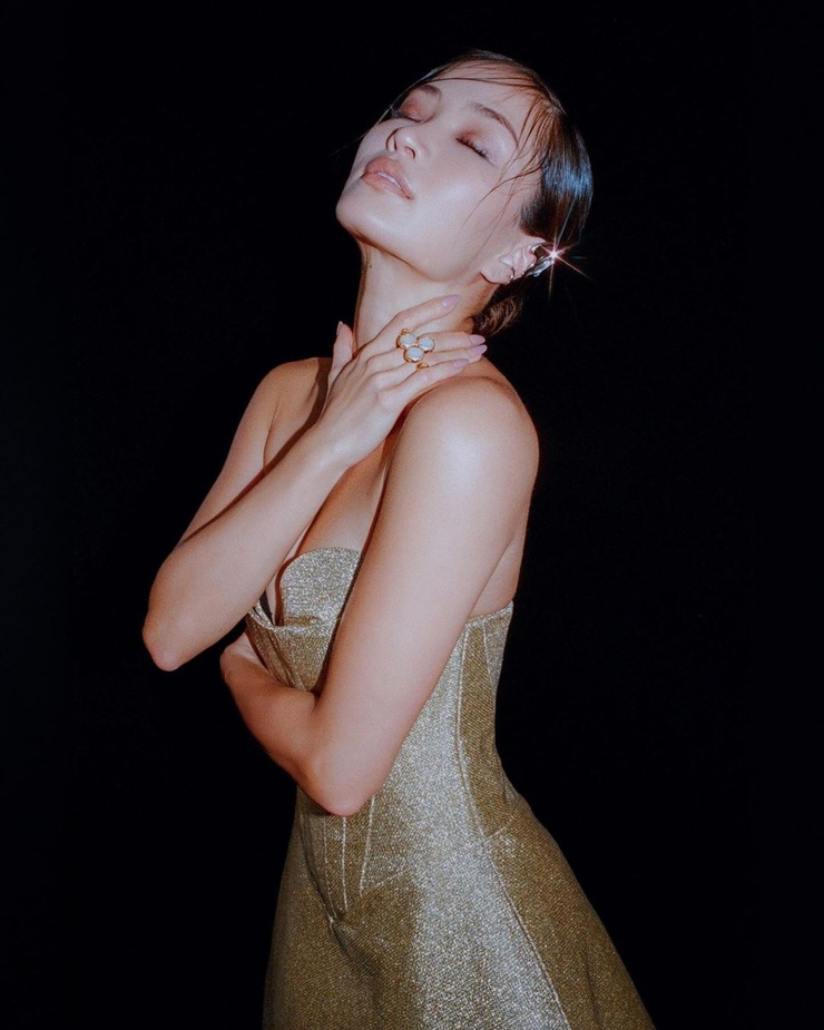 Anna Sawai
