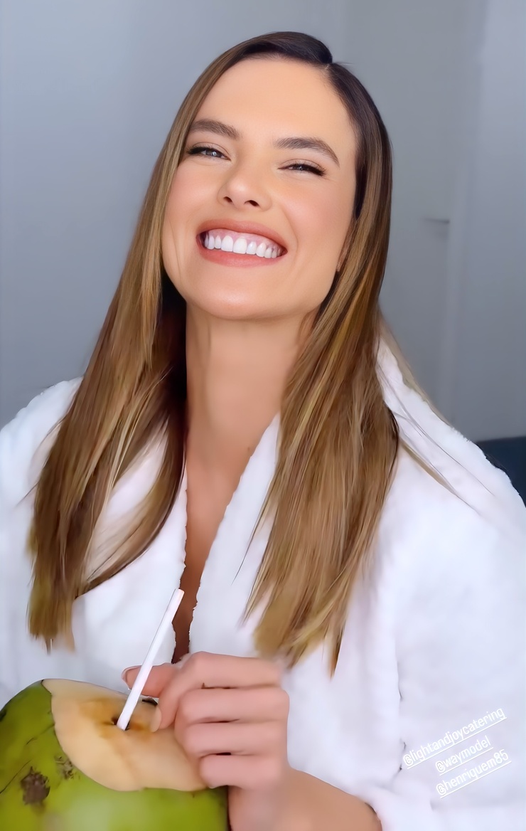 Alessandra Ambrosio Alessandra Ambrosio