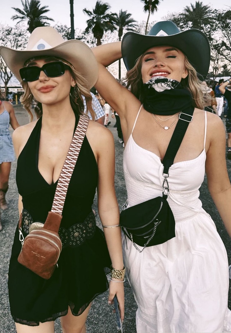 Alyvia Alyn Lind Alyvia Alyn Lind