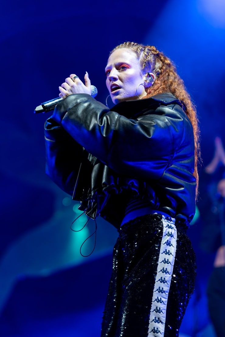 Jess Glynne