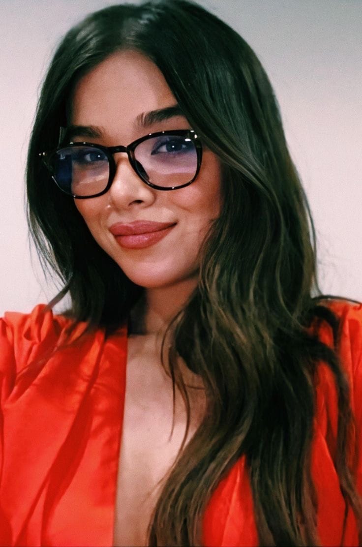 Hailee Steinfeld