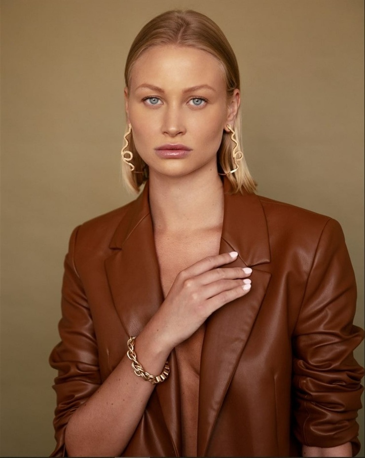 Natalia Nien