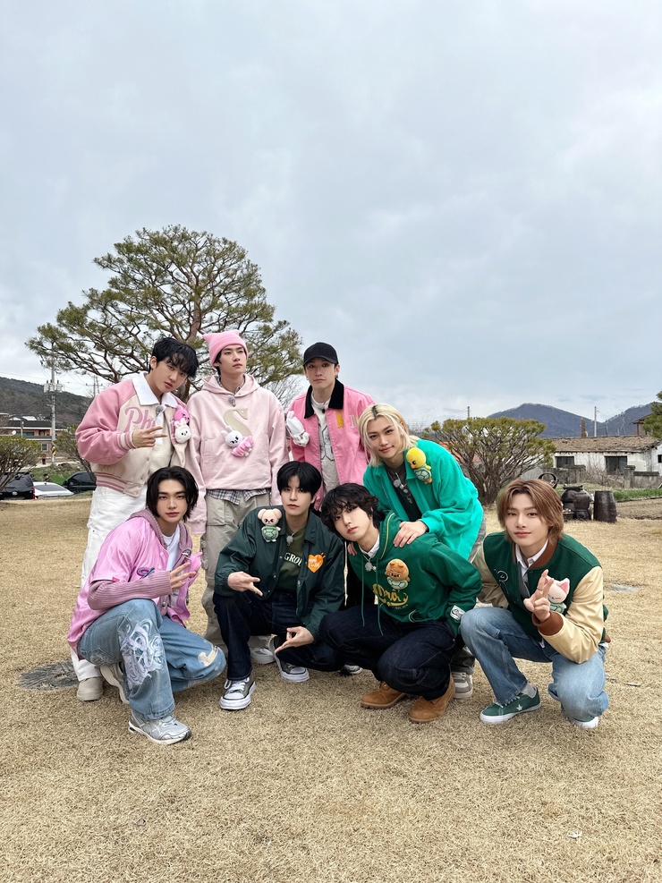 Stray Kids