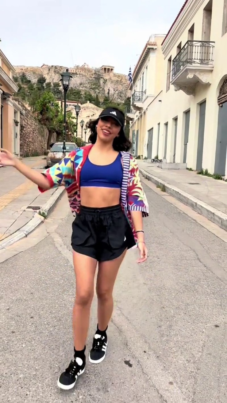 Xochitl Gomez