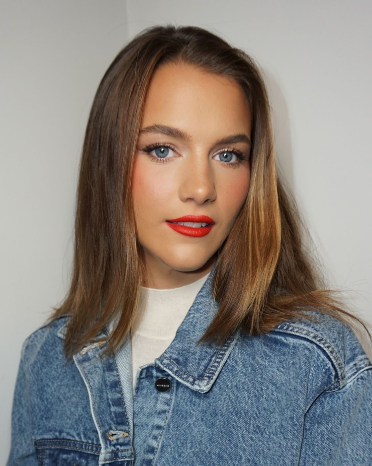 Chloe East Chloe East