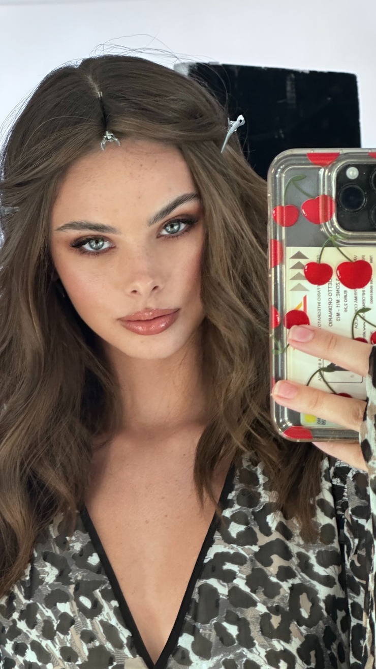 Meika Woollard