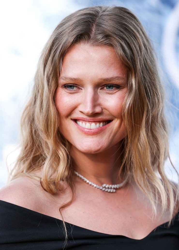 Toni Garrn