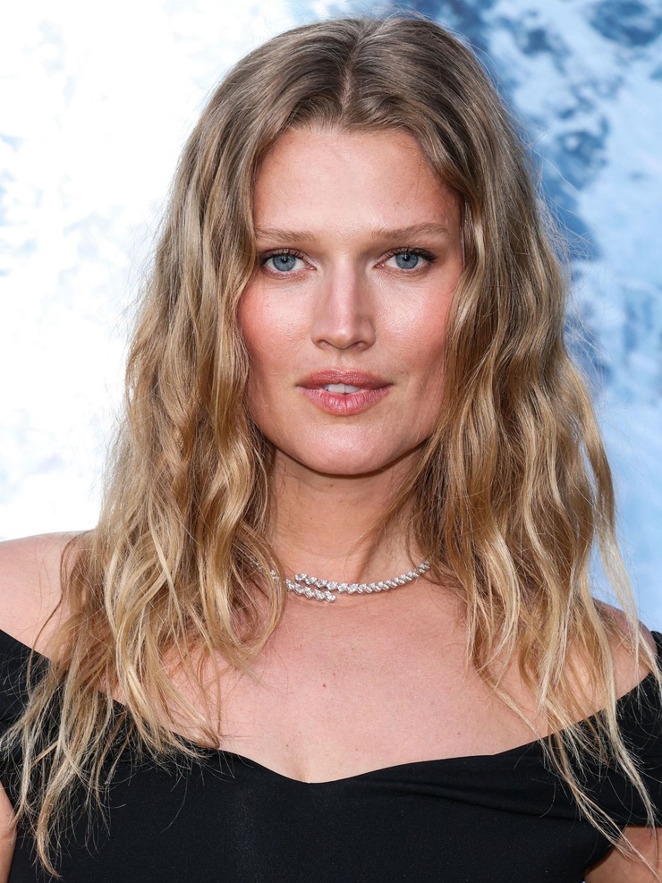 Toni Garrn