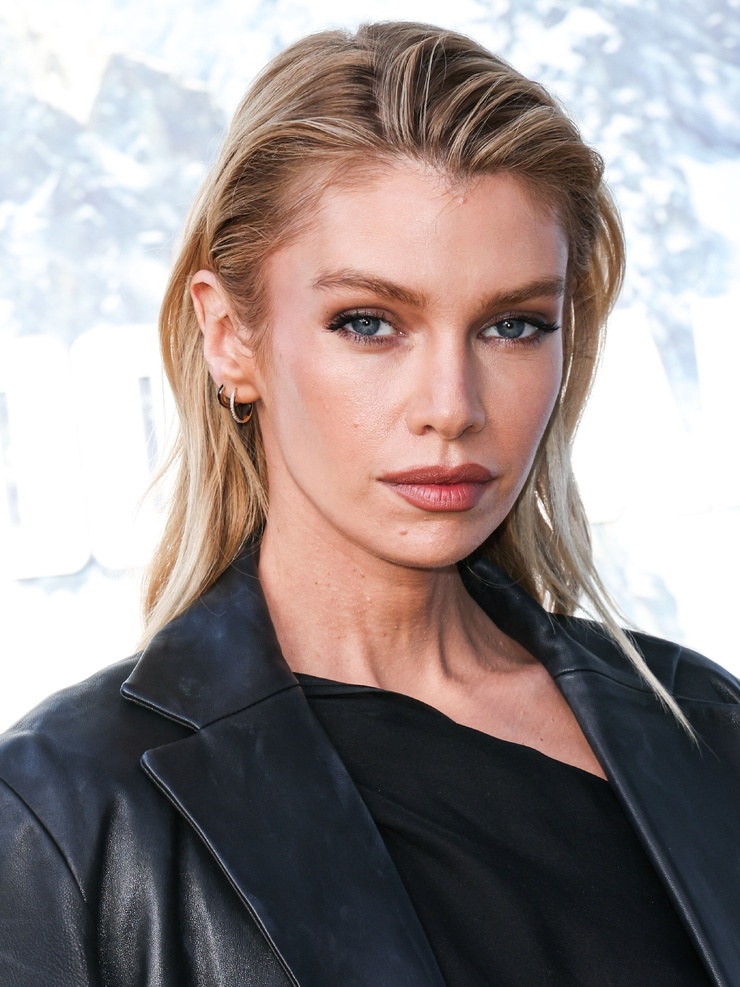 Stella Maxwell Stella Maxwell