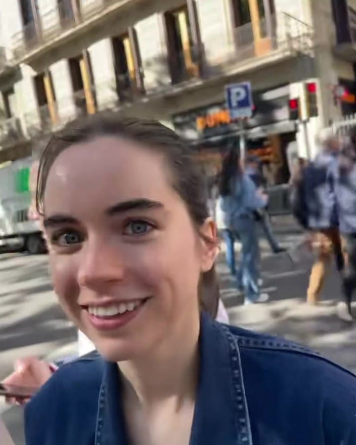Sarah Desjardins Sarah Desjardins