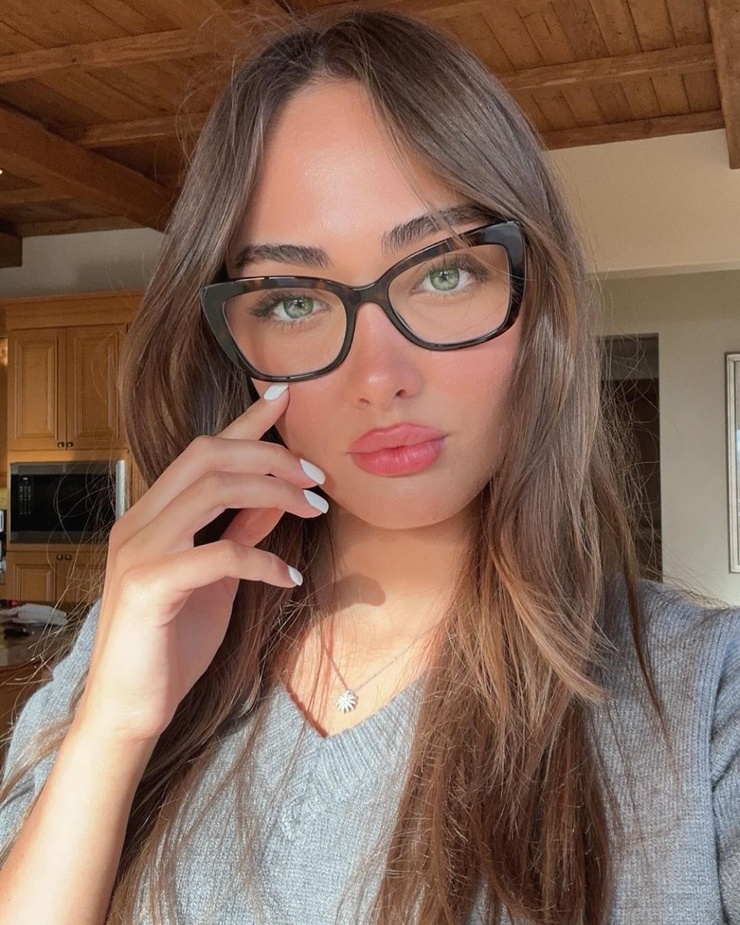 Leila Bauer
