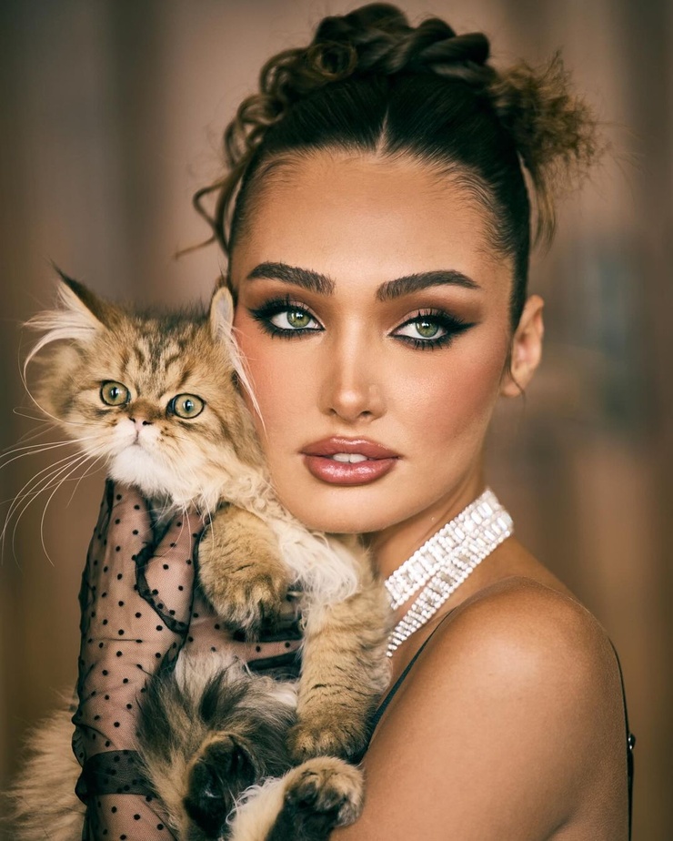 Leila Bauer