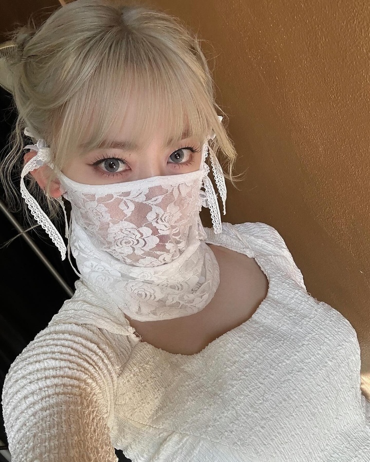 Sakura Miyawaki