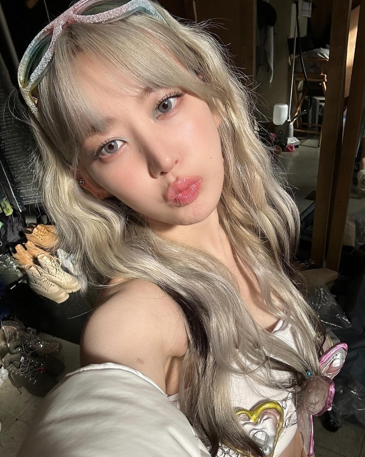 Sakura Miyawaki
